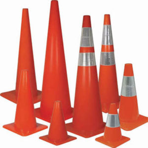 CONO DE SEÑALIZACIÓN VIAL